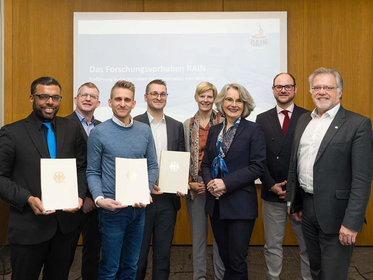 IHATEC-Projekt zur Vorbereitung der Binnenhäfen auf die automatisierte Binnenschifffahrt gestartet