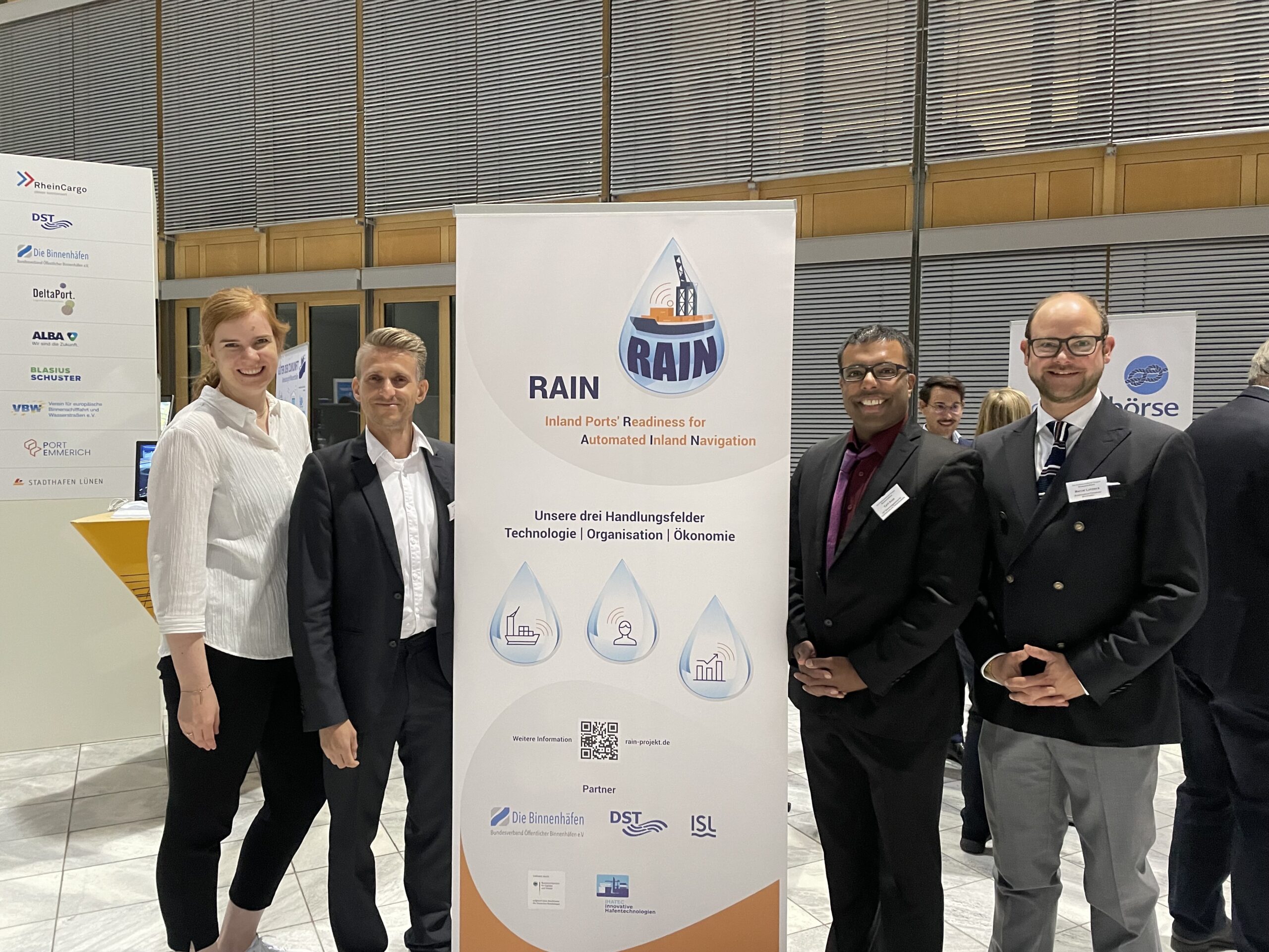 Projekt RAIN beim Parlamentarischen Abend der Parlamentarischen Gruppe Binnenschifffahrt